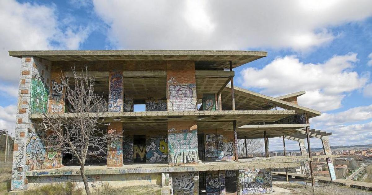 Cuenta Atr S Para El Derribo Del Chal Abandonado De Parquesol