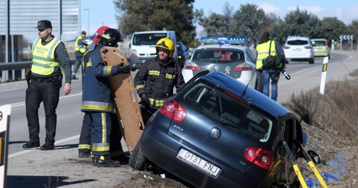 Sucesos Herido Un Var N De A Os Tras Un Accidente Entre Un Cami N Y