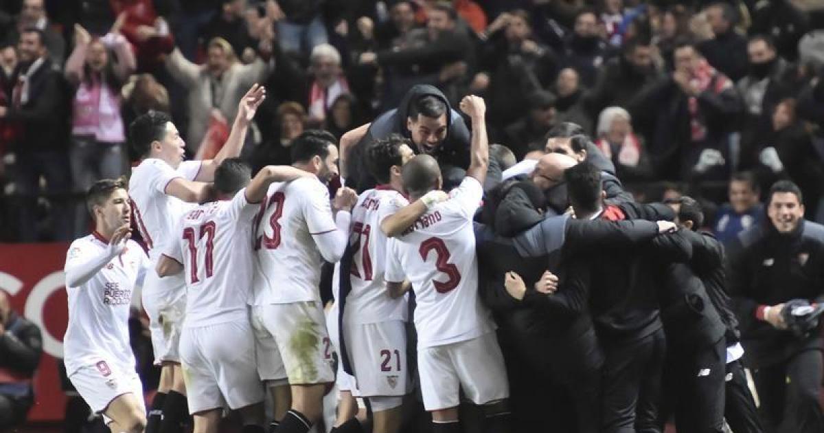 Primera Divisi N El Sevilla Remonta Y Anima La Liga