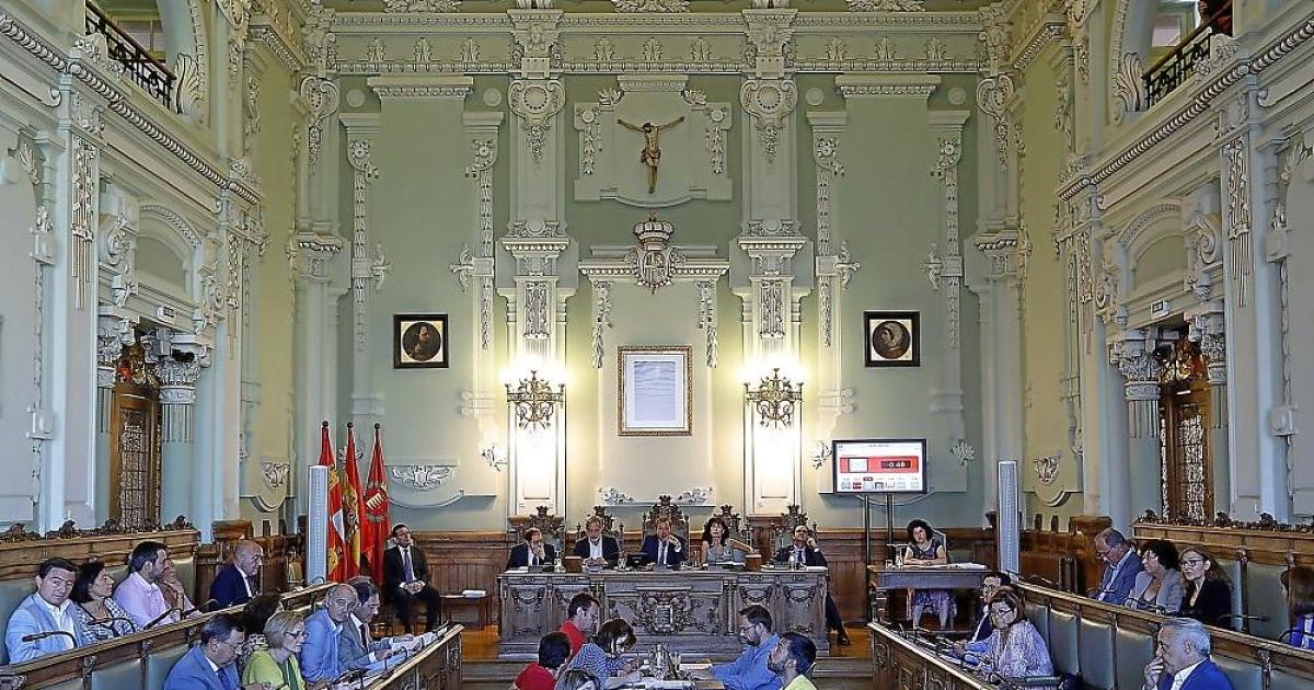 El Ayuntamiento De Valladolid Refrenda Su Car Cter Laico Pero Puente