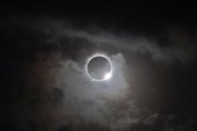 Imagen de archivo de un eclipse solar.
