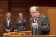 Juan Vicente Herrera durante su discurso de investidura en las Cortes.-Pablo Requejo