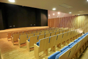 Auditorio del centro cívico en el barrio de Arturo Eyries y el Palero en la Casa Cuna de Valladolid-J.M.Lostau