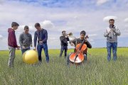 Concierto en la estepa cerealista en un taller de Fundación Rehabitar, el pasado verano en Cuenca de Campos.-REHABITAR