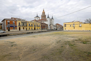 Solar donde se construirá’la Plaza Mayor de Rueda.-J.M. LOSTAU