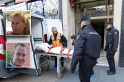 Momento de la retirada de uno de los cádaveres del doble crimen machista de Valladolid el pasado lunes.-PHOTOGENIC