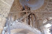 Estructura interior de la torre de Los Santos Juanes de Nava.-EL MUNDO