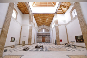 Vista interior de la iglesia de la Orden Tercera de San Francisco, donde se ultiman los trabajos de restauración.-J.M. LOSTAU