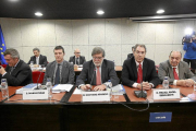 Cepedeano, Esteban, Aparicio, Benavente y Primo, en la Asamblea Extraordinaria de Cecale celebrada en la sede del CES-J.M.Lostau