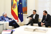 Michael O'Leary, Pedro Sánchez y Óscar Puente, en la reunión de Moncloa el 12 de enero.-E. M.