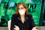 María Paz Robina en el programa ‘La Quinta Esquina’, emitido ayer en La 8 de Valladolid. | J. M. LOSTAU