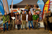 Enrique Navarro, en lo más alto del podio del XIV Campeonato de España de Vuelo Harris a Faisán.