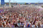 Participantes de la Holi Run en Arroyo-J. M. Lostau