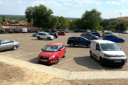 Aparcamiento próximo a la plaza de toros de Simancas. J.M. Lostau