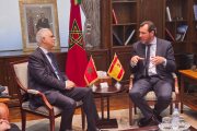 Puente con el ministro marroquí Nizar Baraka en su visita a Marruecos.- X ÓSCAR PUENTE