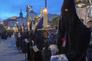 Procesión del Encuentro de la Santísima Virgen con su Hijo en la calle de la Amargura