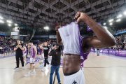 Imagen del UEMC Real Valladolid Baloncesto-Menorca, el partido que lleva al descenso.