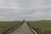 Carretera VP-5507 en dirección Ceinos de Campos, donde ha tenido lugar el accidente