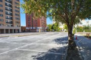Plazas del aparcamiento disuasorio de la calle Bálago de Huerta del Rey en Valladolid.