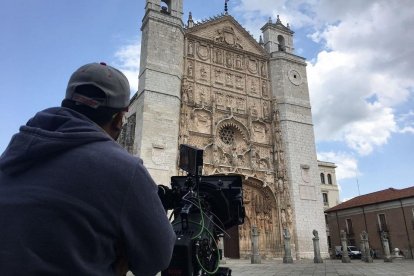 Rodaje Devil in Palace, junto a la iglesia de San Pablo en Valladolid. - E.M.