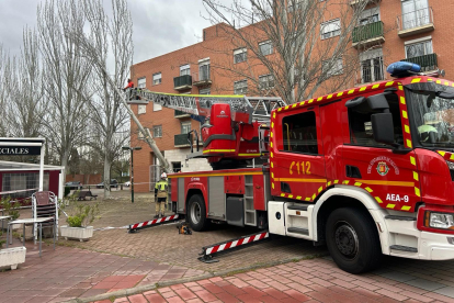 Salida de los bomberos por el temporal en Valladolid