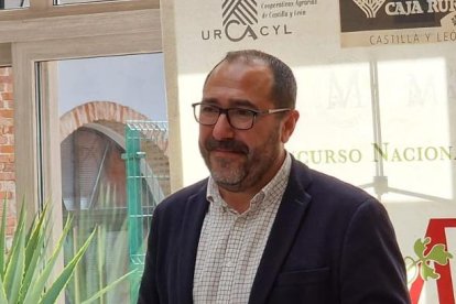 El alcalde de Tordesillas, Miguel Ángel Oliveira, junto a los ediles Verónica Gil e Isaías García.