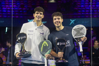 Coello y Tapia tras ganar en Santiago