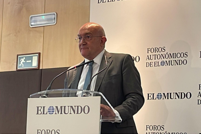 El alcalde de Valladolid, Jesús Julio Carnero, en el foro de El Mundo.