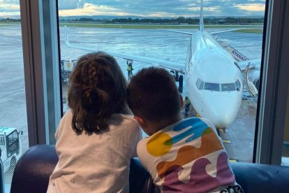 La Ratona Viajera  opta por Manchester en una prueba piloto con la inscripción este verano de sus mellizos en Inglaterra