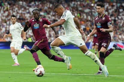 Imagen del último partido del Real Valladolid ante el Real Madrid en el Bernabéu.