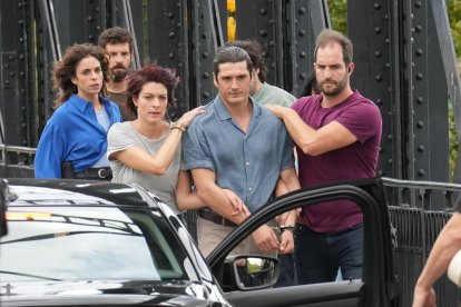Rodaje de la segunda parte de Memento Mori con Yon González en el Puente Colgante.