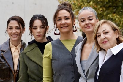 La cineasta griega Ariane Labed presenta la película de la Sección Oficial 'Septiembre dice'