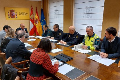 Imagen de la reunión de coordinación de la Campaña de Vialidad Invernal 2024-2025 en la Red de Carreteras del Estado en Valladolid