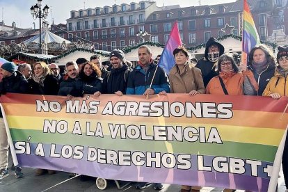 La ministra de Igualdad, Ana Redondo, participa en la manifestación de la Fundación Triángulo. E. P.
