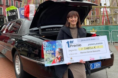 Marina García Bastardo, ganadora del sorteo de 6.000 euros del Árbol de los Deseos