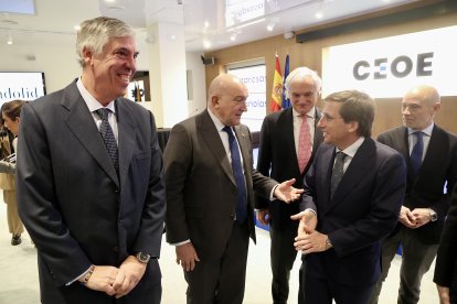 De los Mozos, Carnero, Garrido y Martínez Almeida en la presentación de Valladolid Now.