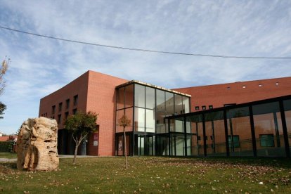 Actual edificio del centro de salud de Laguna de Duero