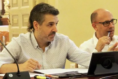 VTLP denuncia la opacidad del equipo de gobierno en los gastos del Puente del Poniente