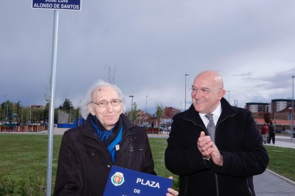 Inauguración de la plaza José Luis Alonso de Santos