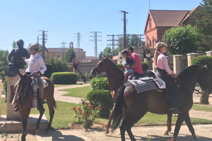 Diferentes caballistas en la XV edición de la Feria del Caballo.
