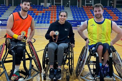 Bea Zudaire, Paco García Quiles y Simon Brown.
