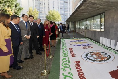 La Diputación de Valladolid celebra, con los alcaldes y alcaldesas de los municipios de Valladolid