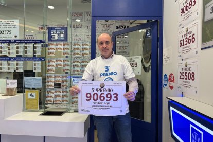 Luis Vázquez, lotero de la Rana de Oro de Río Shopping.