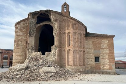 Derrumbe de la iglesia de Muriel de Zapardiel (Valladolid)
