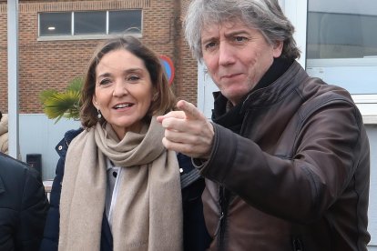 Carlos Martínez y Reyes Maroto en la reunión con el Comité de Empresa de Cerealto Siro.