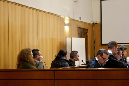 Primera jornada del juicio contra una red criminal dedicada la trata de mujeres con fines de prostitución.