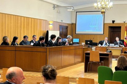Imagen de una de las sesiones del juicio por el caso ataúdes en la Audiencia de Valladolid.ñ 

POLITICA CASTILLA Y LEÓN ESPAÑA EUROPA VALLADOLID JUSTICIA