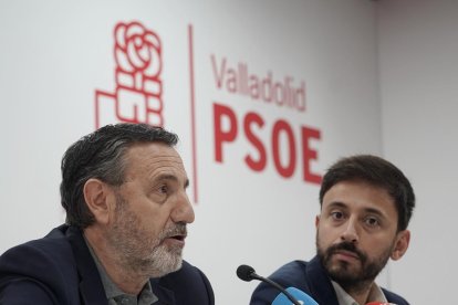 Francisco Ferreira y Fran Díez, en una reunión de trabajo del PSOE.
