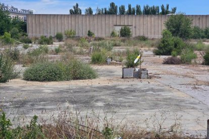 Antiguas instalaciones de Cartisa en Arroyo de la Encomienda.