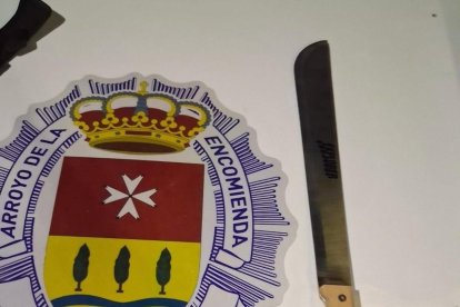 Machete incautado al detenido en las fiestas de La Flecha